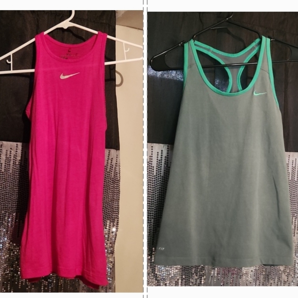 ⭐️Nike Fuchsia and Gray Tank Tops